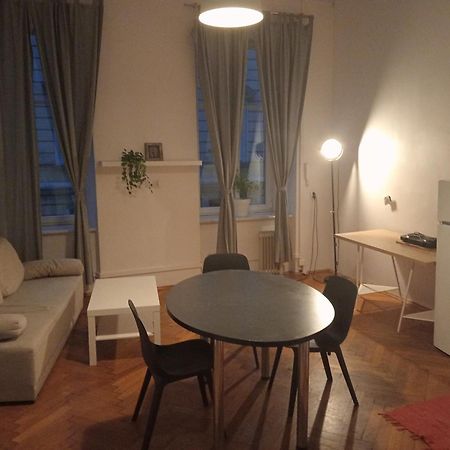 Apartament Batorego Krakow Luaran gambar
